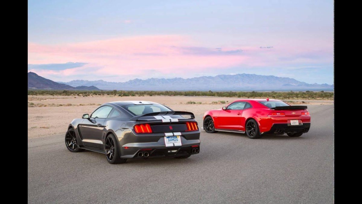 Ford Mustang и Chevrolet Camaro