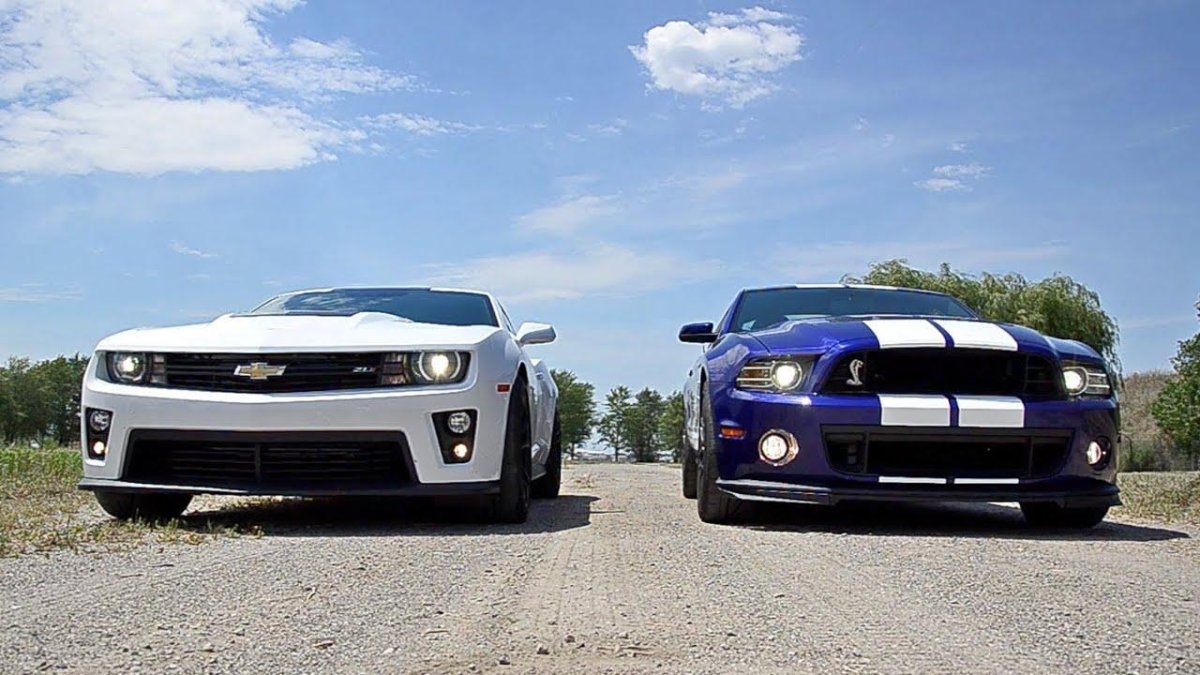 Dodge Challenger vs Ford Mustang vs Chevrolet Camaro