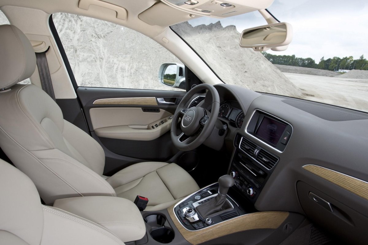 Ауди q5 салон
