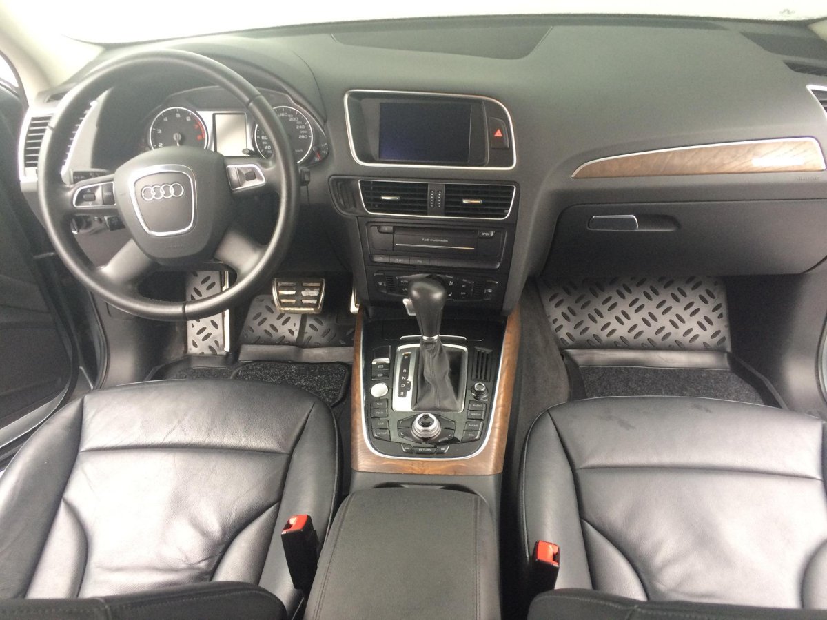 Audi q5 2008 салон