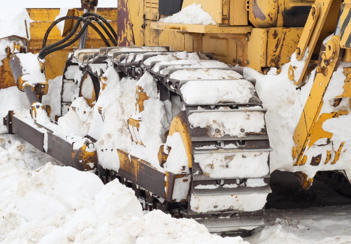 Шиповка гусеничных бульдозеров