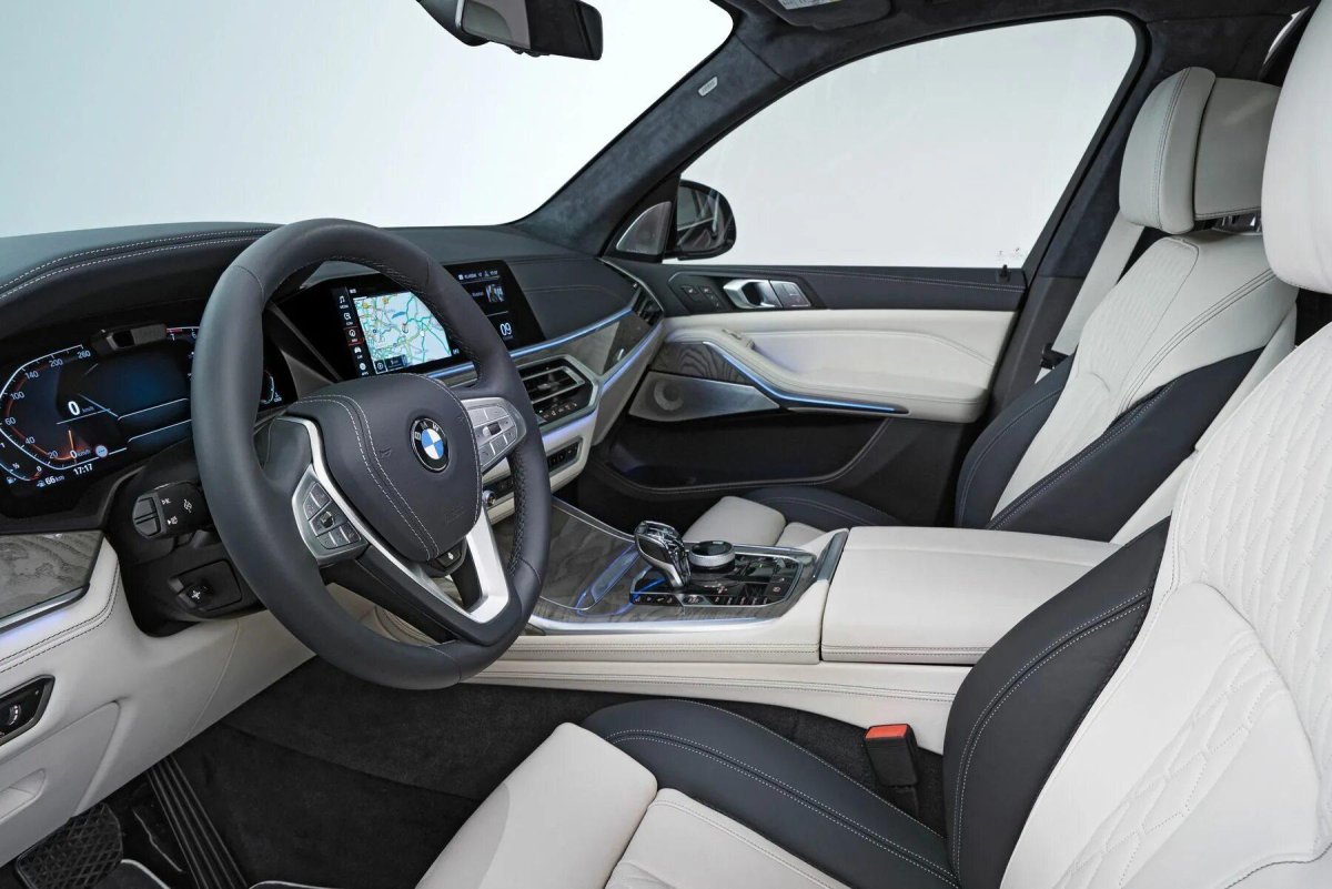 BMW x7 Interior