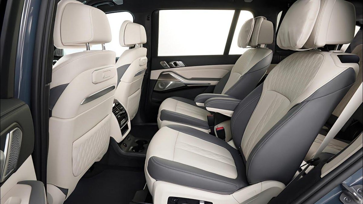 BMW x7 2022
