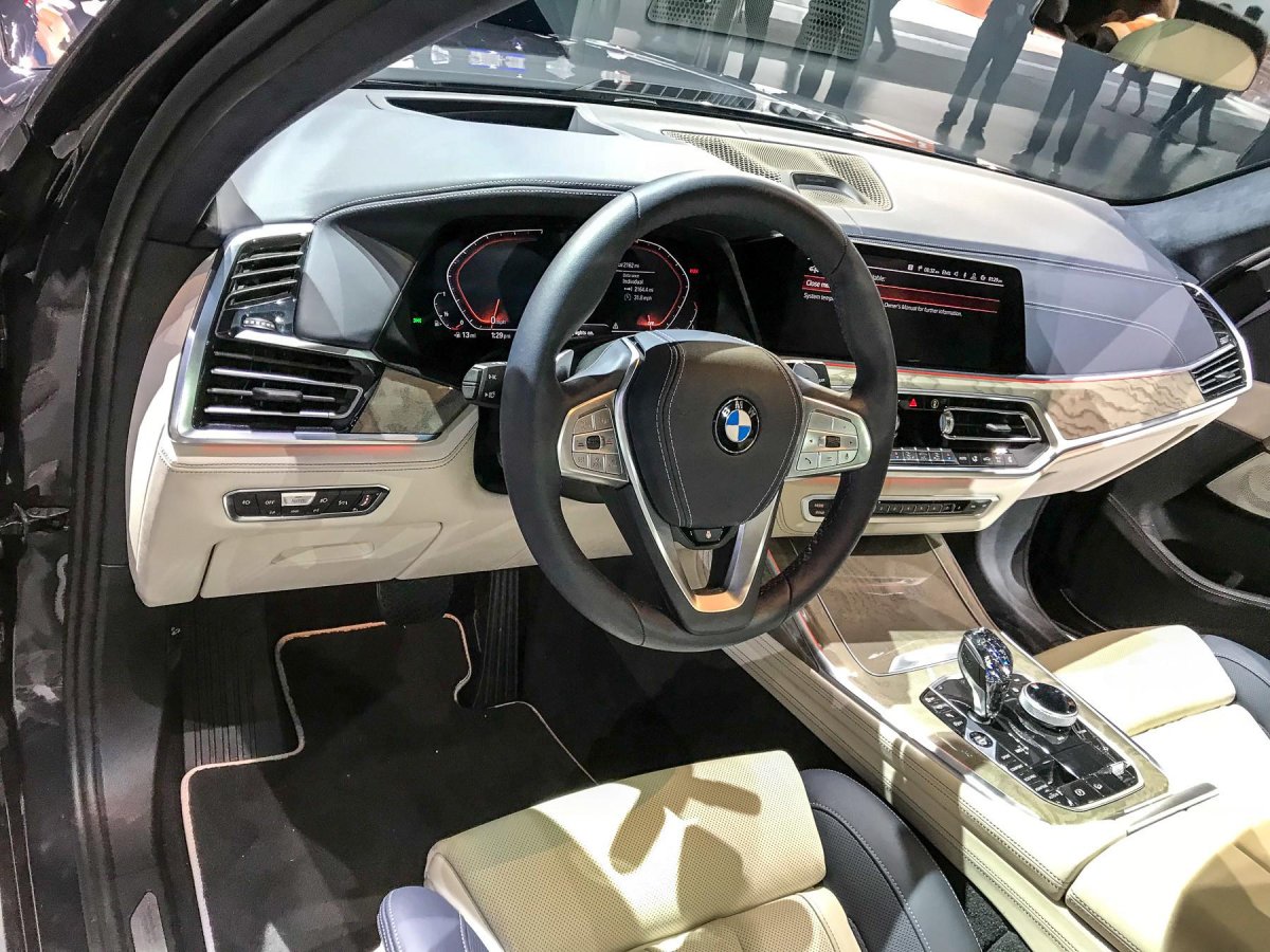 BMW x7 2022 Interior