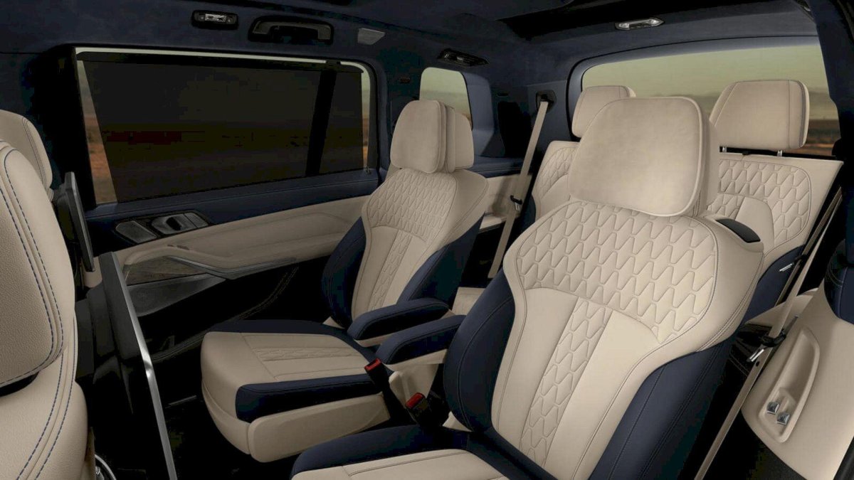 BMW x7 7 местный