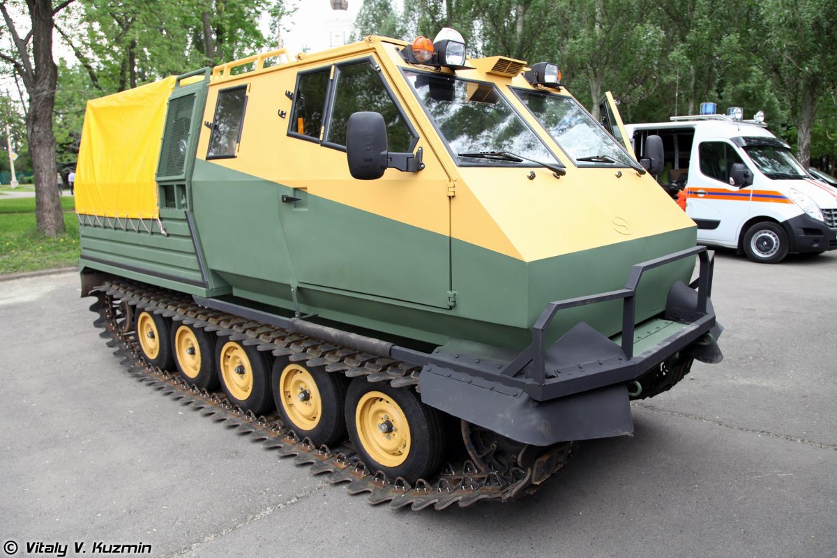 Снегоболотоход см552