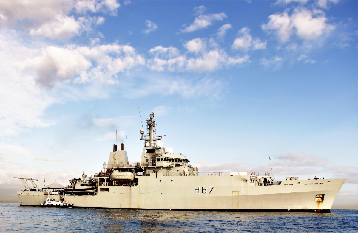 Британский военный корабль