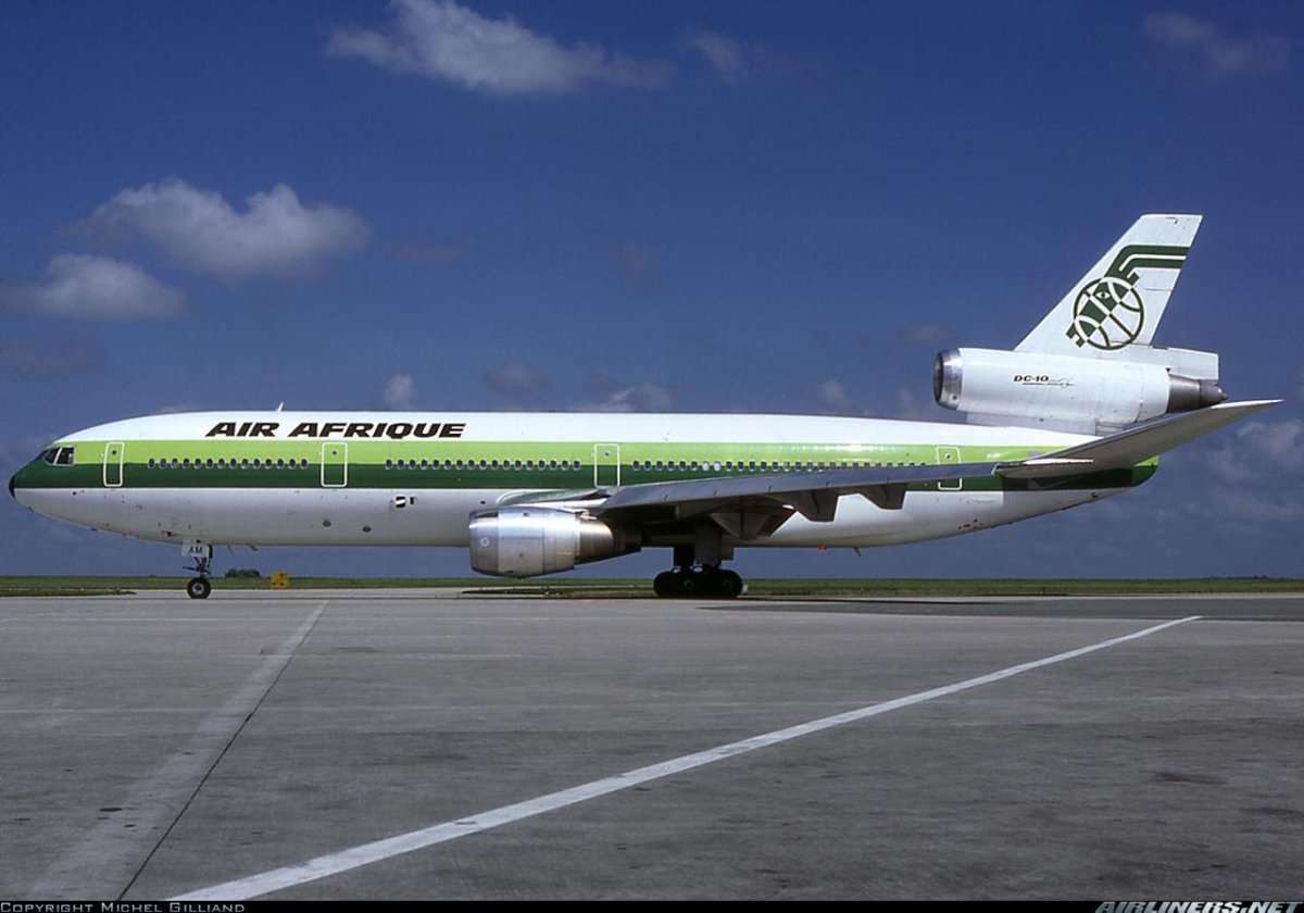 Douglas DC-10