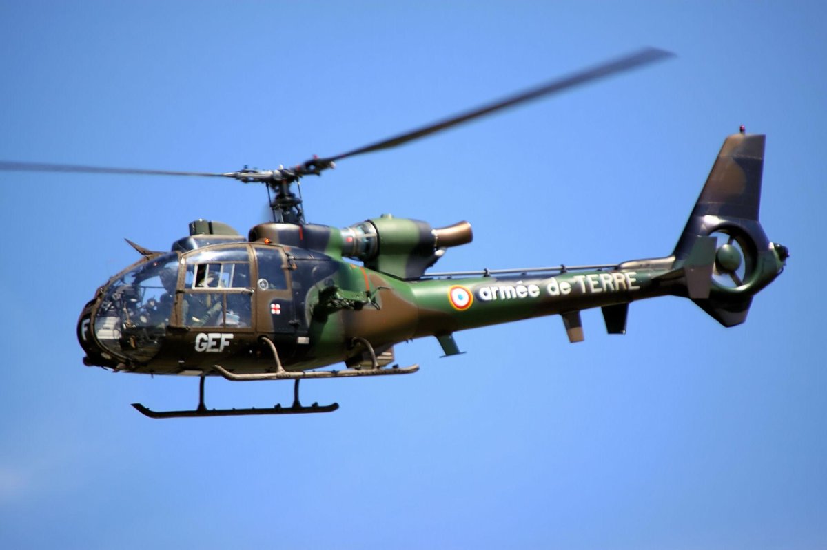 Вертолет Газель