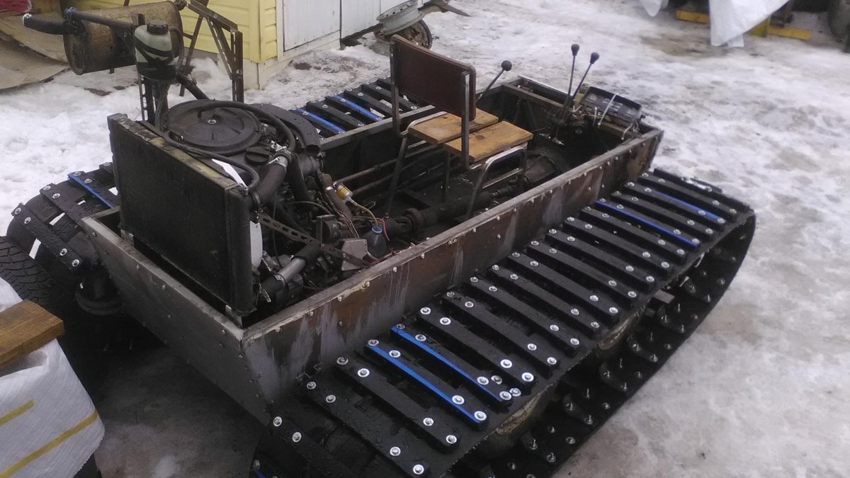 Гусеничный вездеход ВАЕР 1800