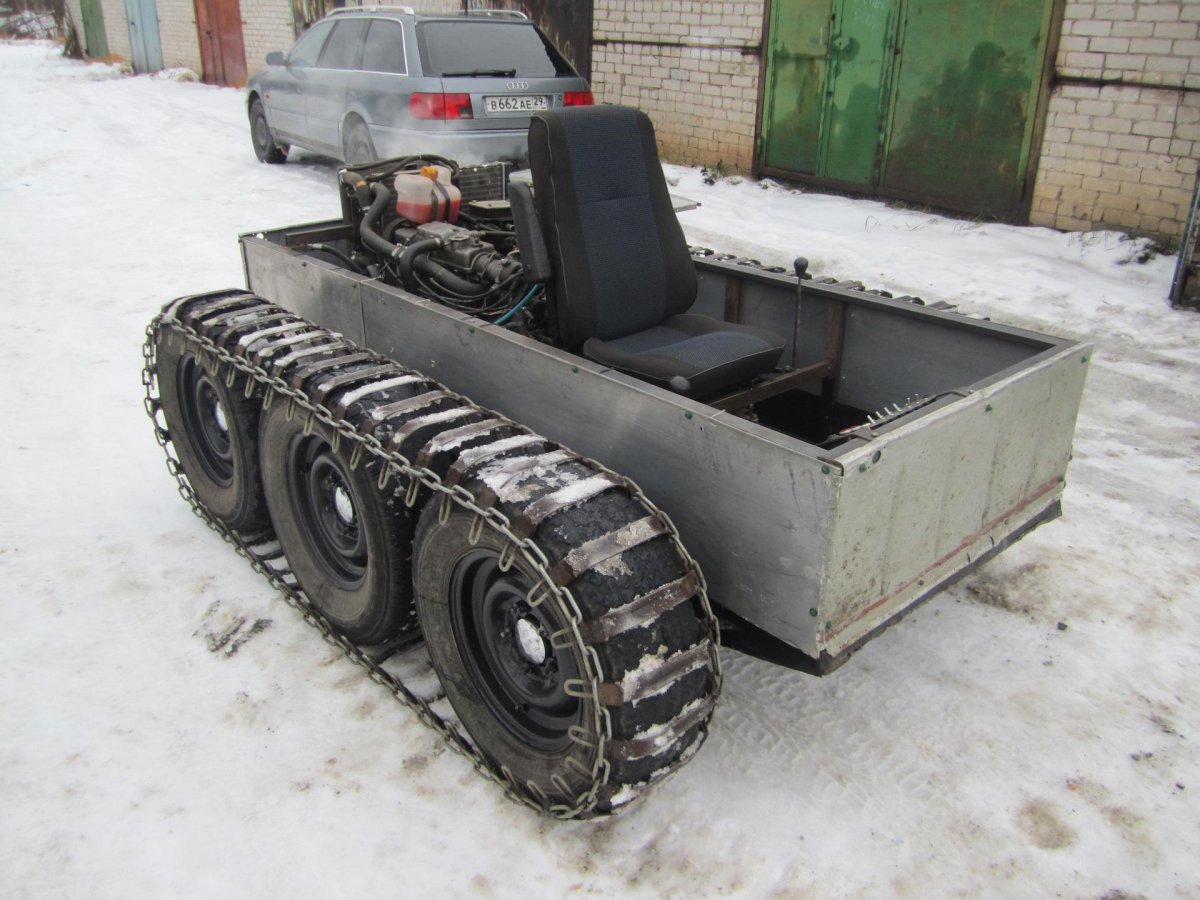 Гусеничный вездеход ВАЕР 1800