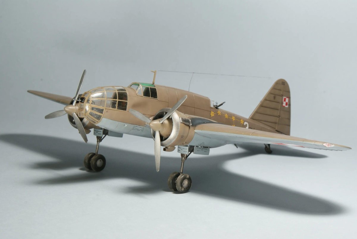 Micro72 PZL-37