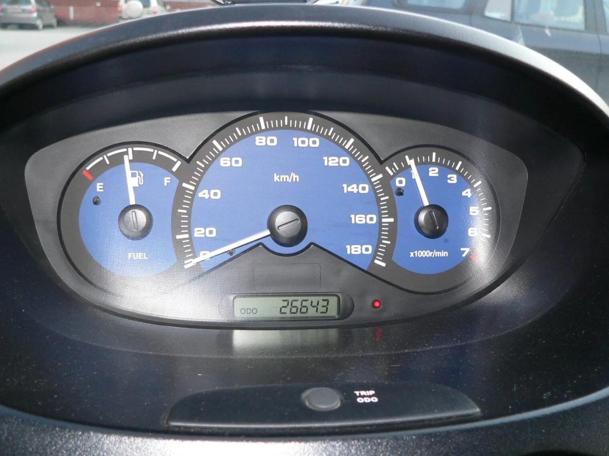 Chevrolet Spark приборная панель