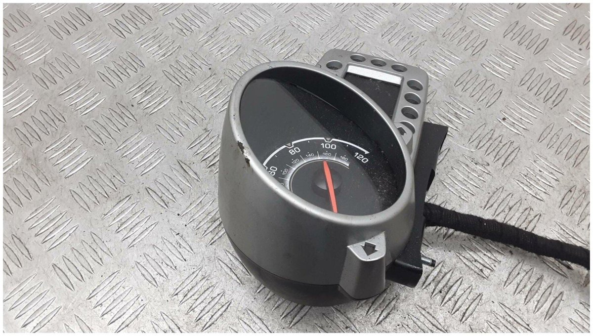 Панель приборов Spark m300