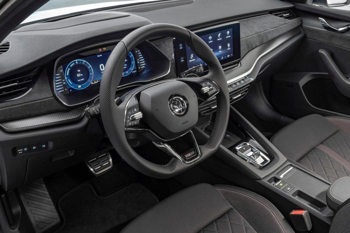 Skoda Octavia 2021 салон