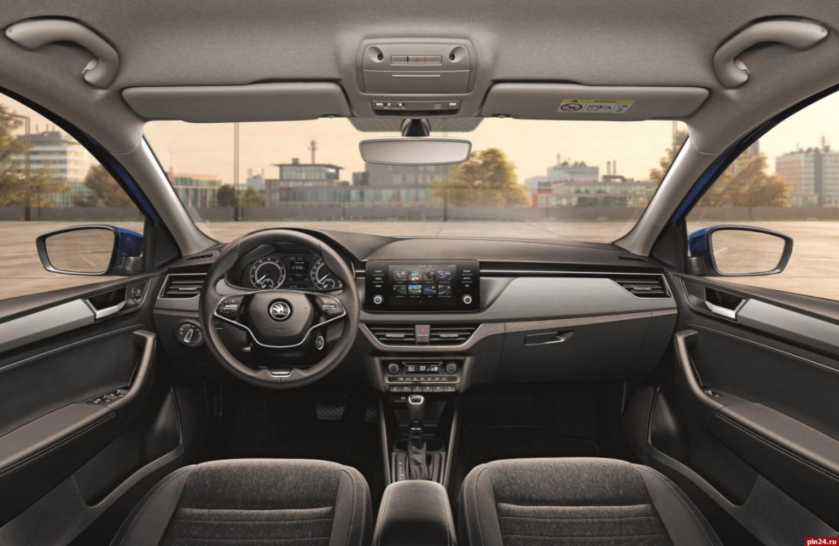 Шкода Рапид 2022 салон