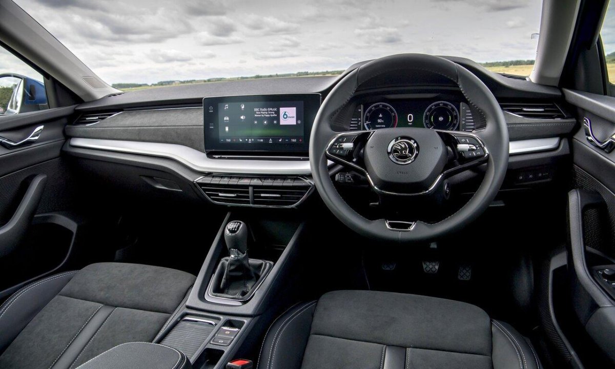 Октавия 2020 салон