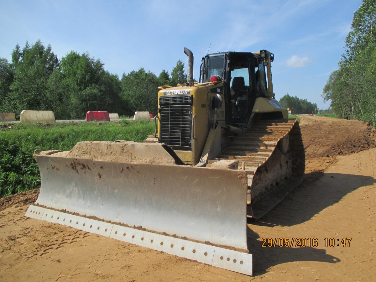 Планировочный бульдозер