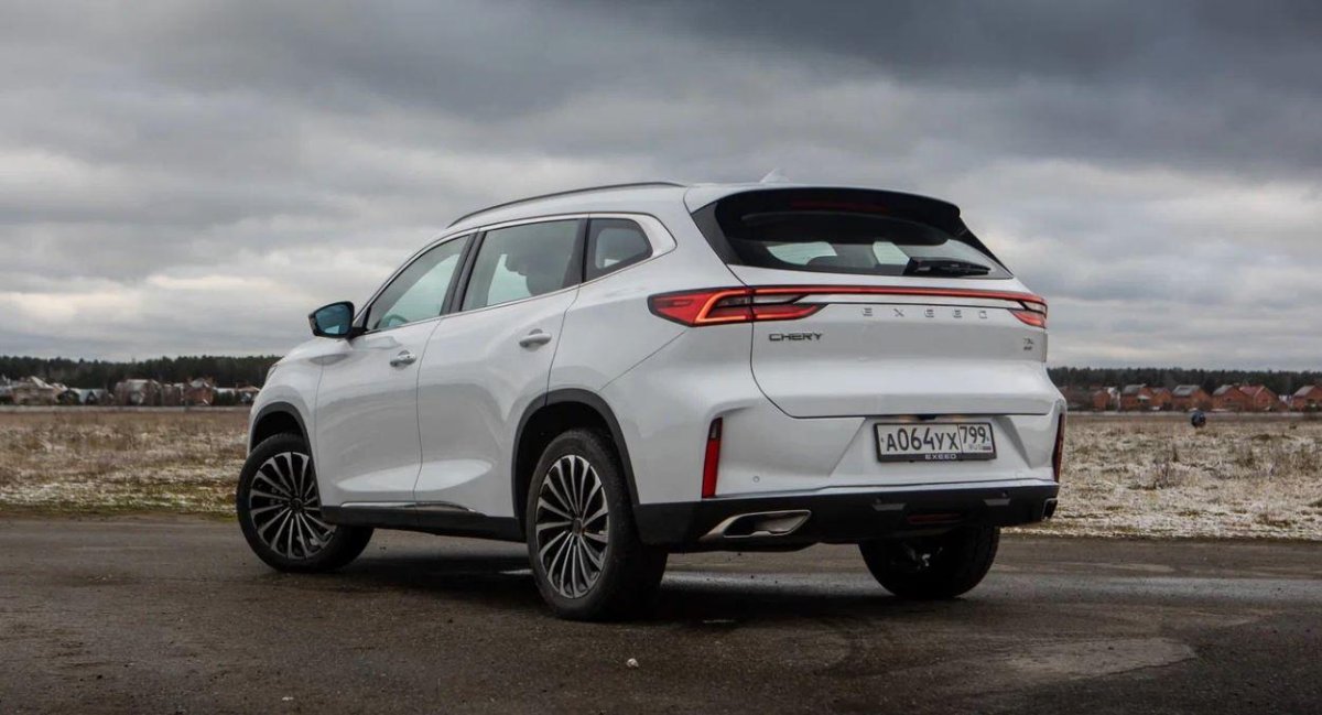 Chery exceed TXL 2022