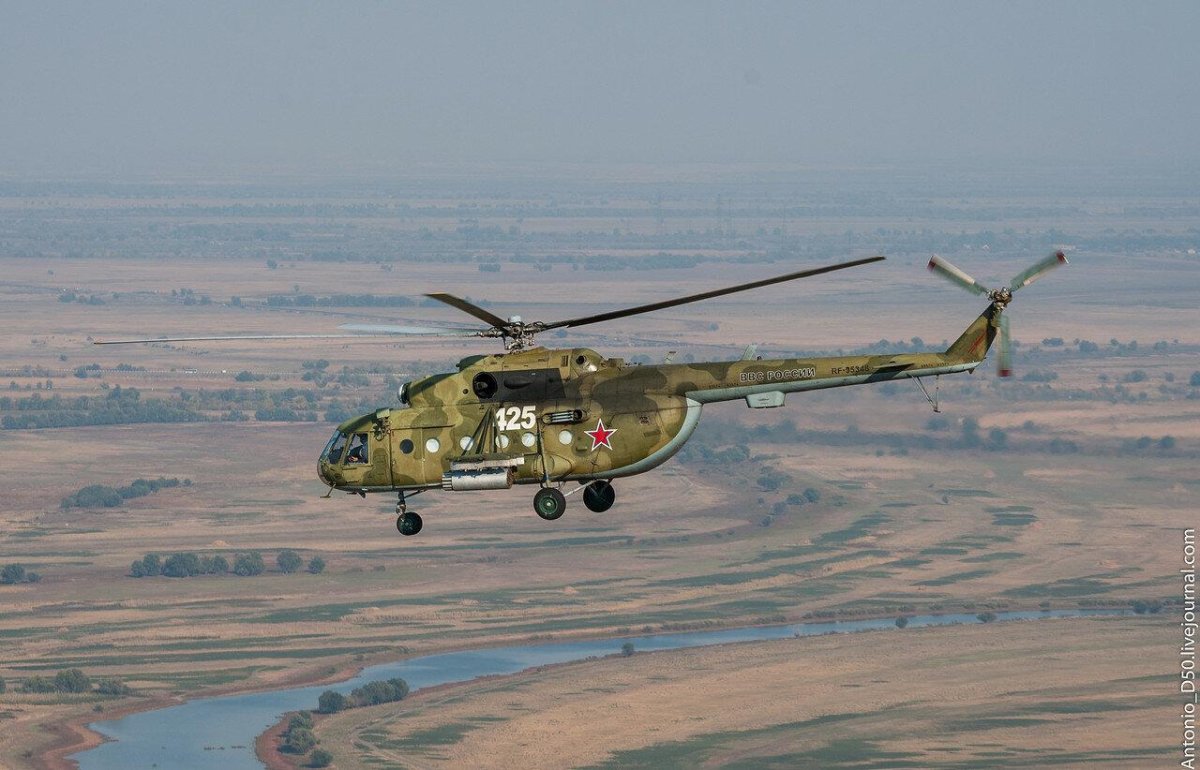 Ми-18 вертолет