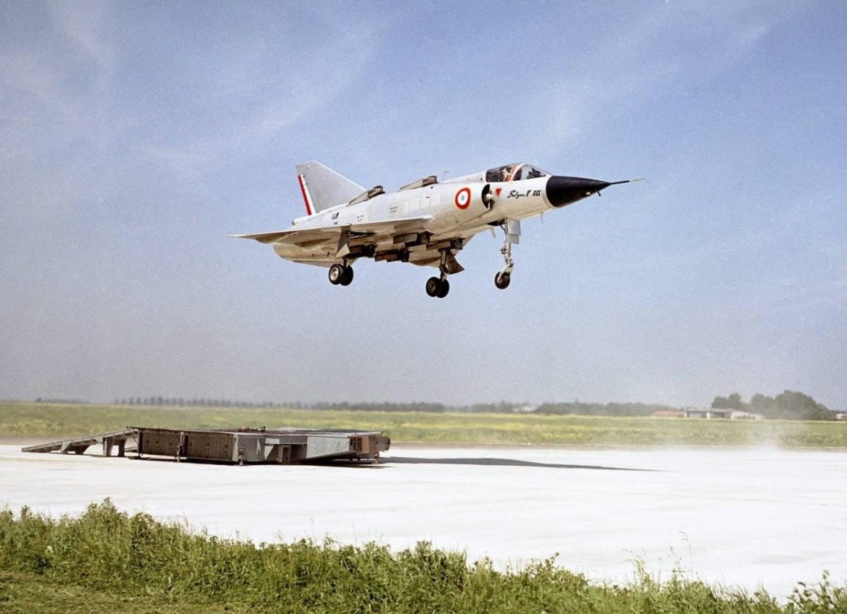 Dassault Mirage IIIV