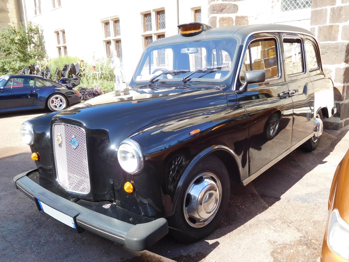 Austin fx4 1962