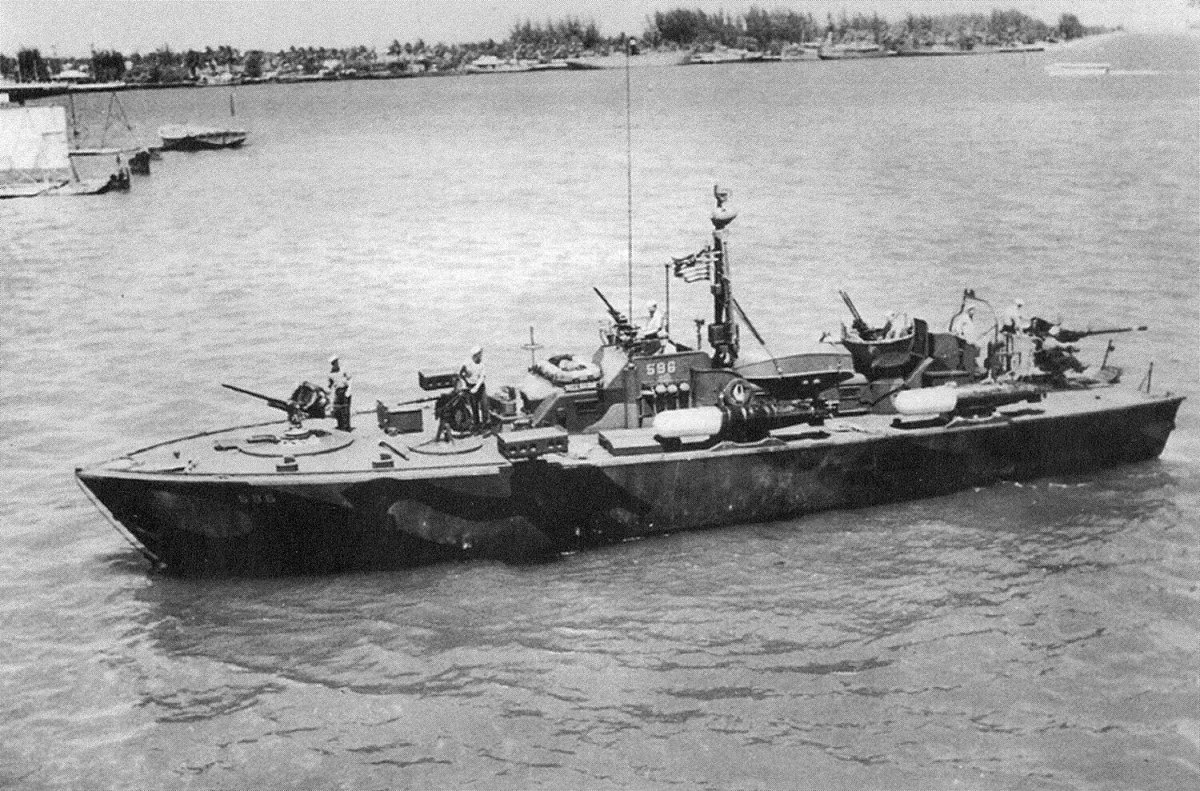 Elco 80' pt - 596 Torpedo Boat