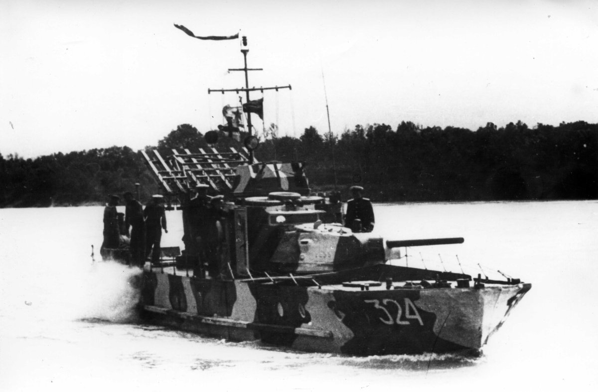 Бронекатер БК 324