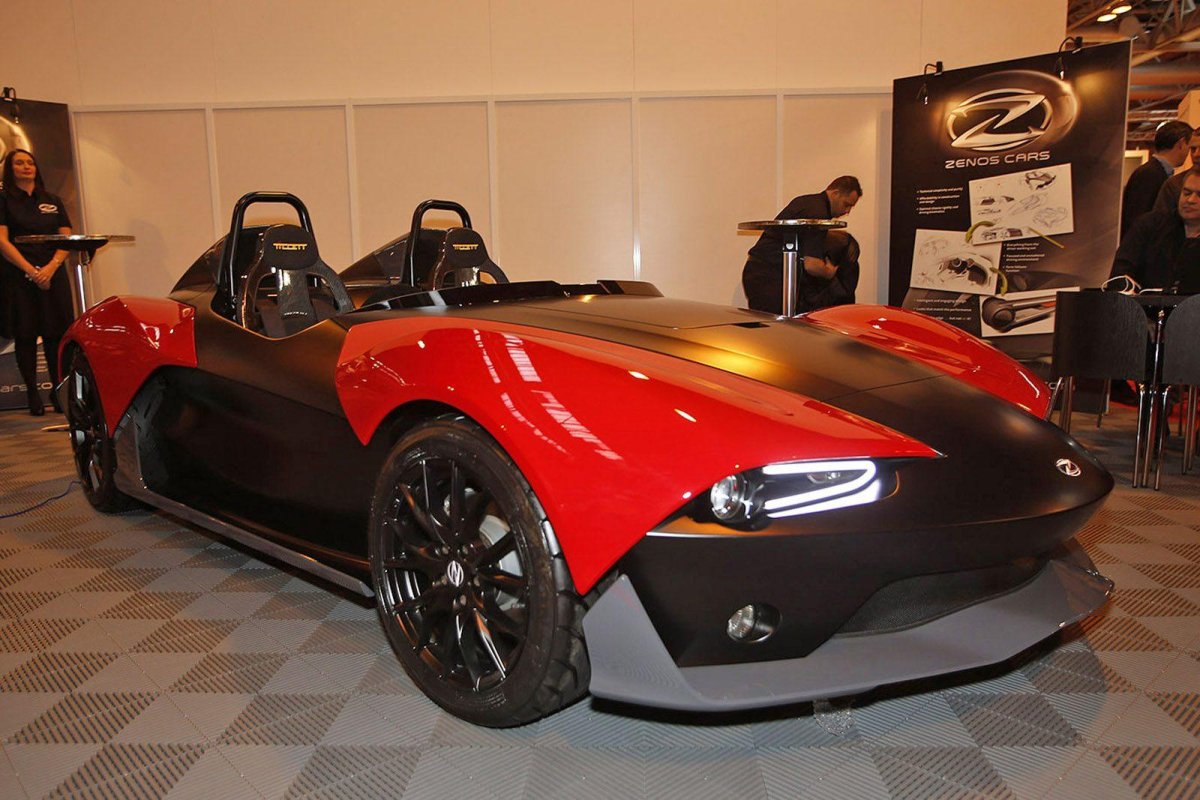 Zenos e10