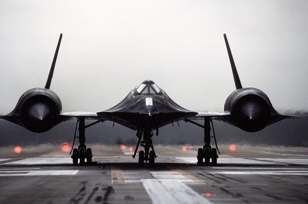 Самолет SR-71 Blackbird