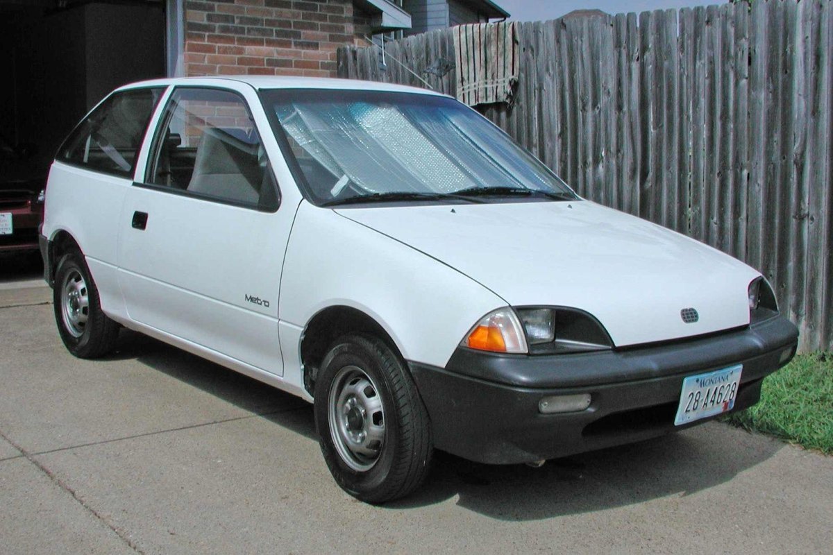 Автомобили geo Metro