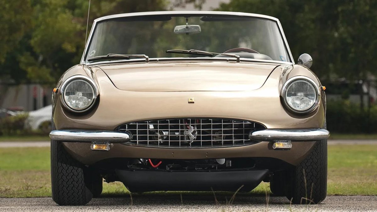 Ferrari 330 GTS