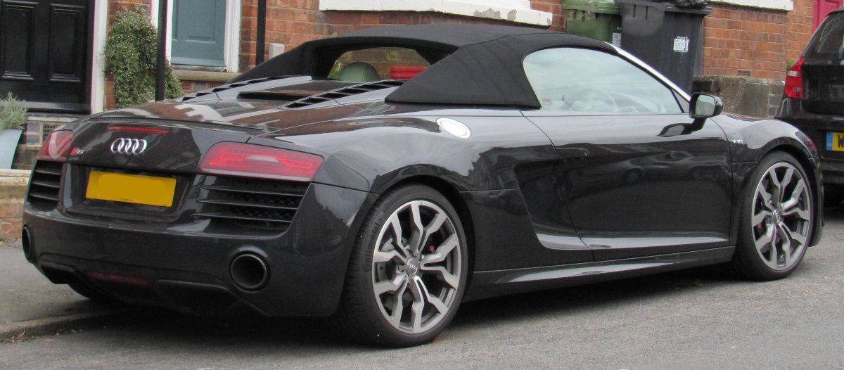 Ауди р8 я робот