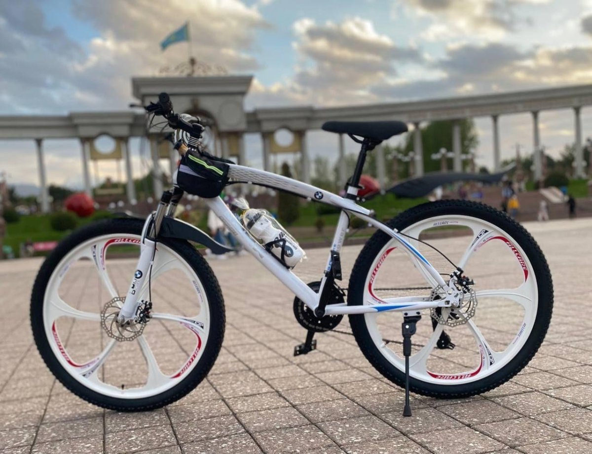 Велосипед БМВ взрослый