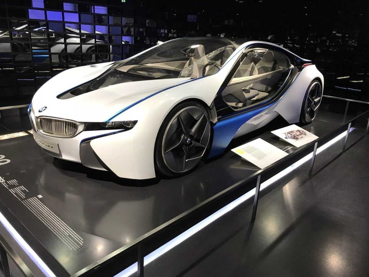 БМВ концепт кар 2020