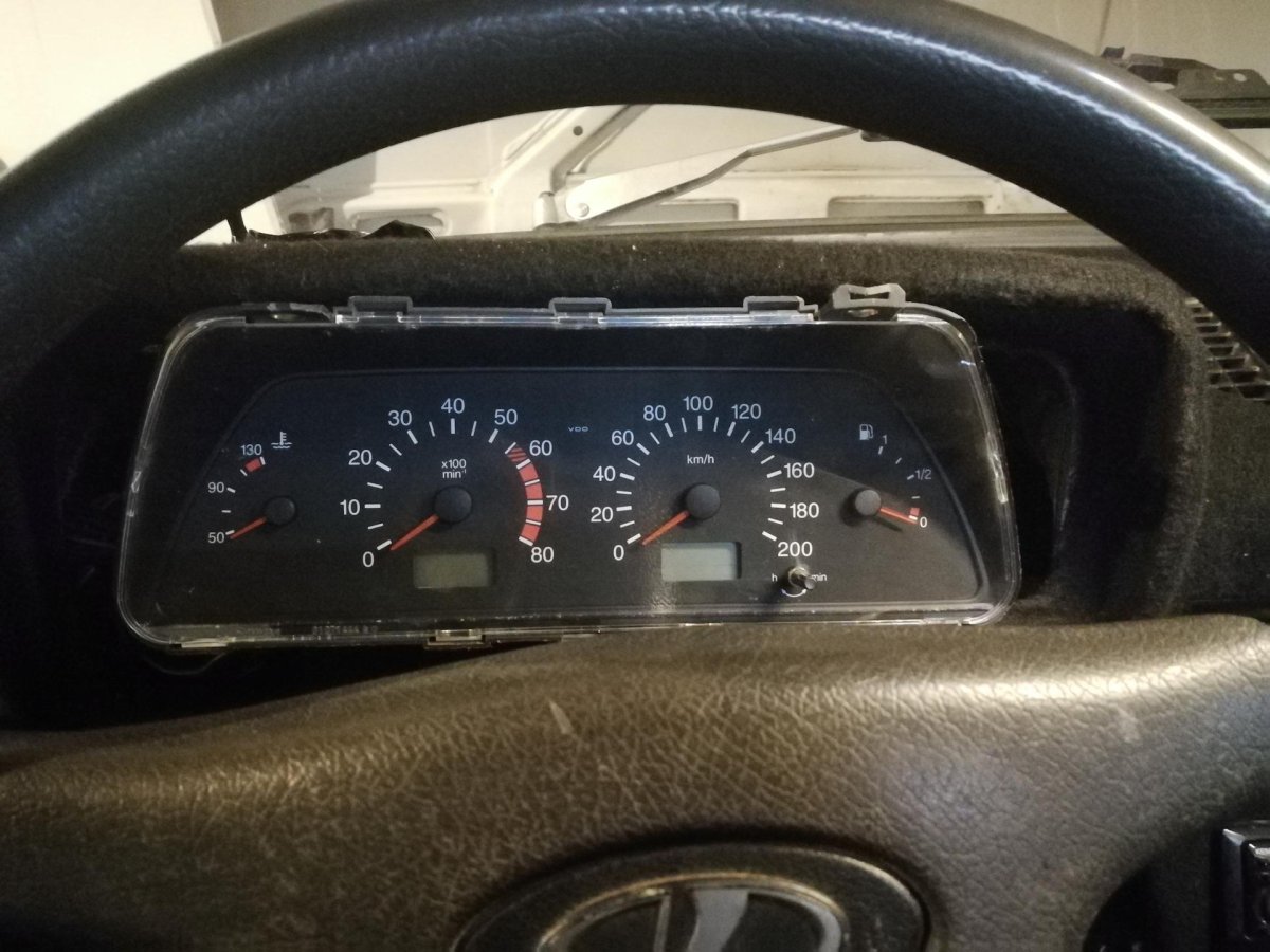 Панель приборов Нива 2121