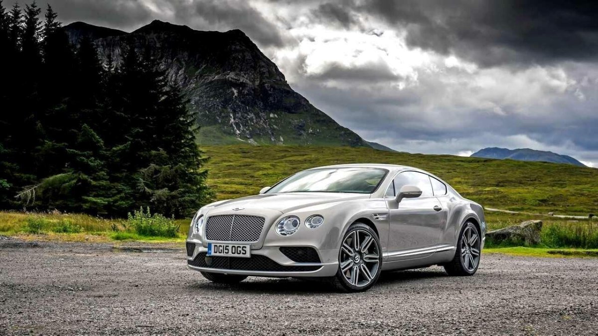 Бентли Континенталь ГТ 2015