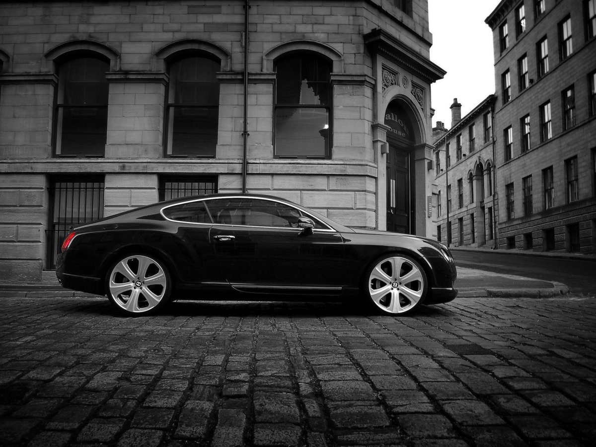 Bentley Continental Kahn