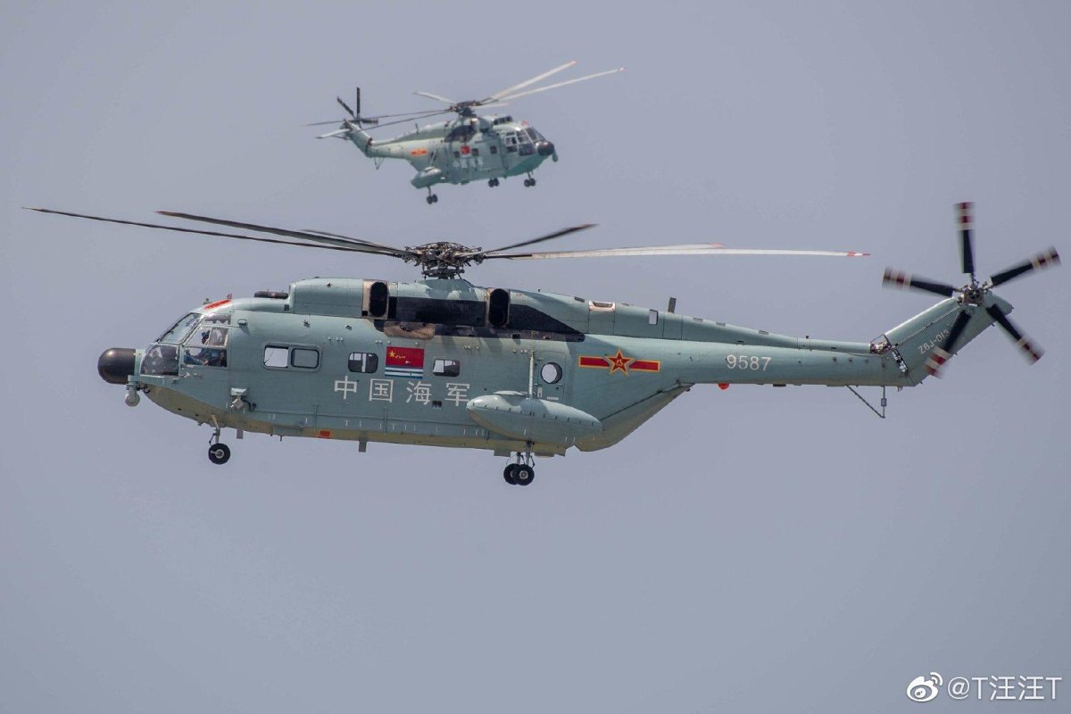 Z-8 вертолет