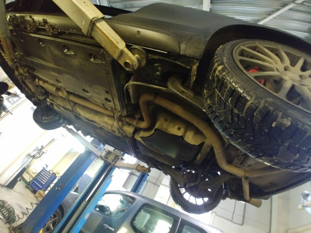 Фольксваген Golf 4 днище