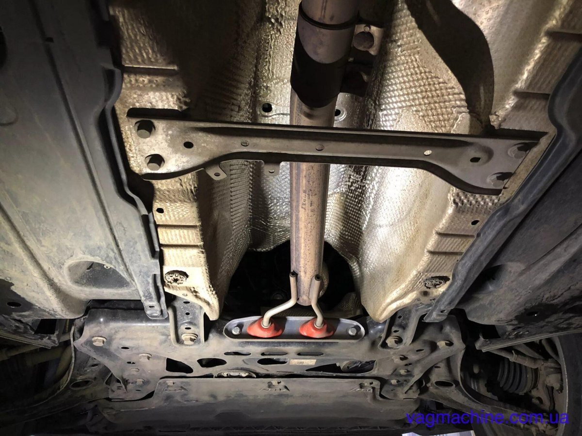 VW Golf 7 днище