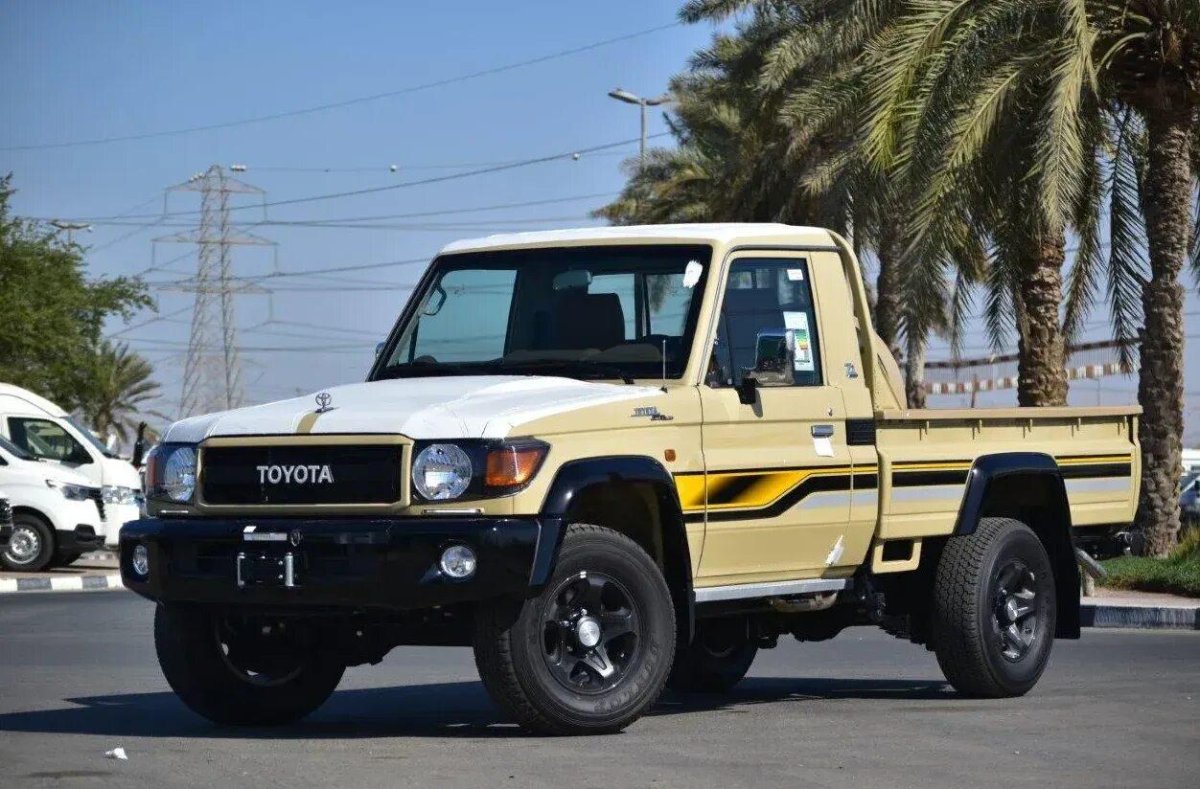 Toyota Land Cruiser 70 Pickup