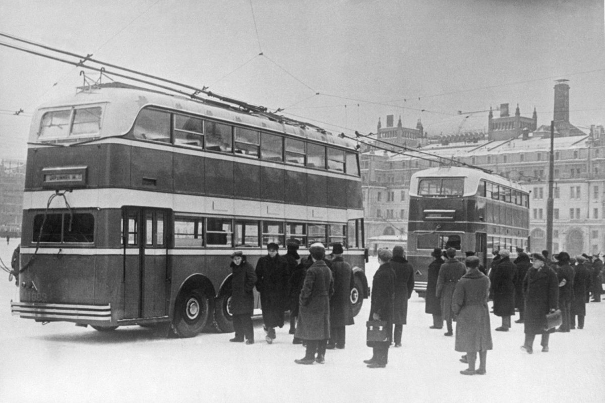 ЯТБ-3 двухэтажный троллейбус