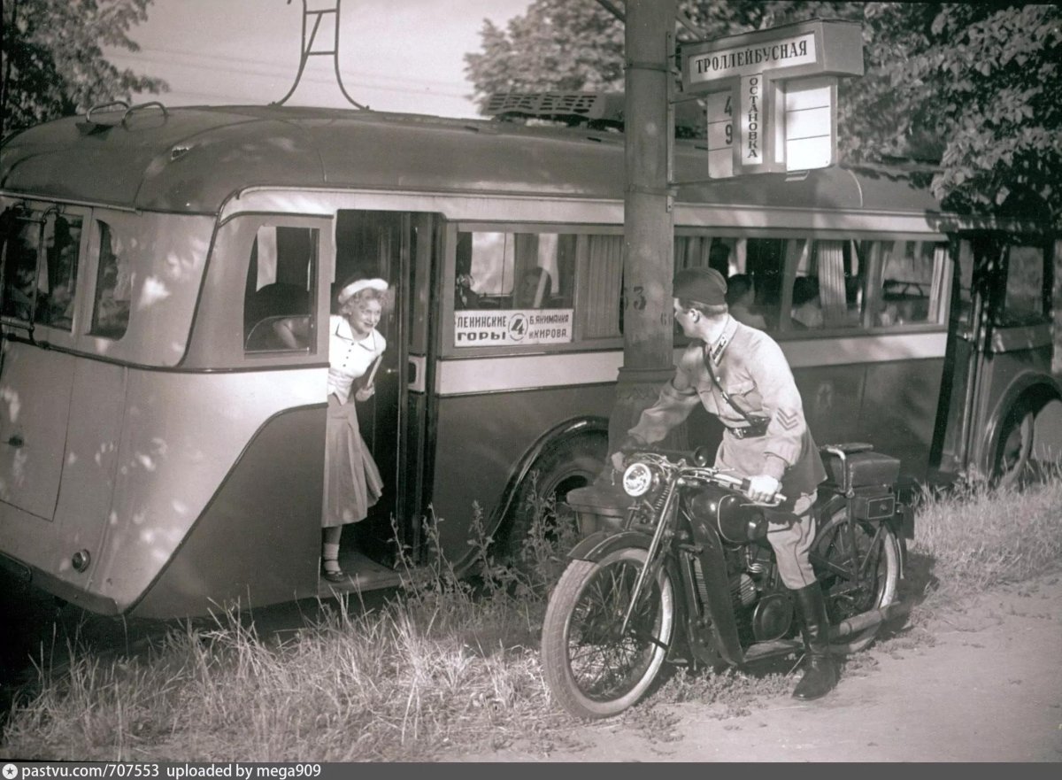 ЯТБ-3 троллейбус