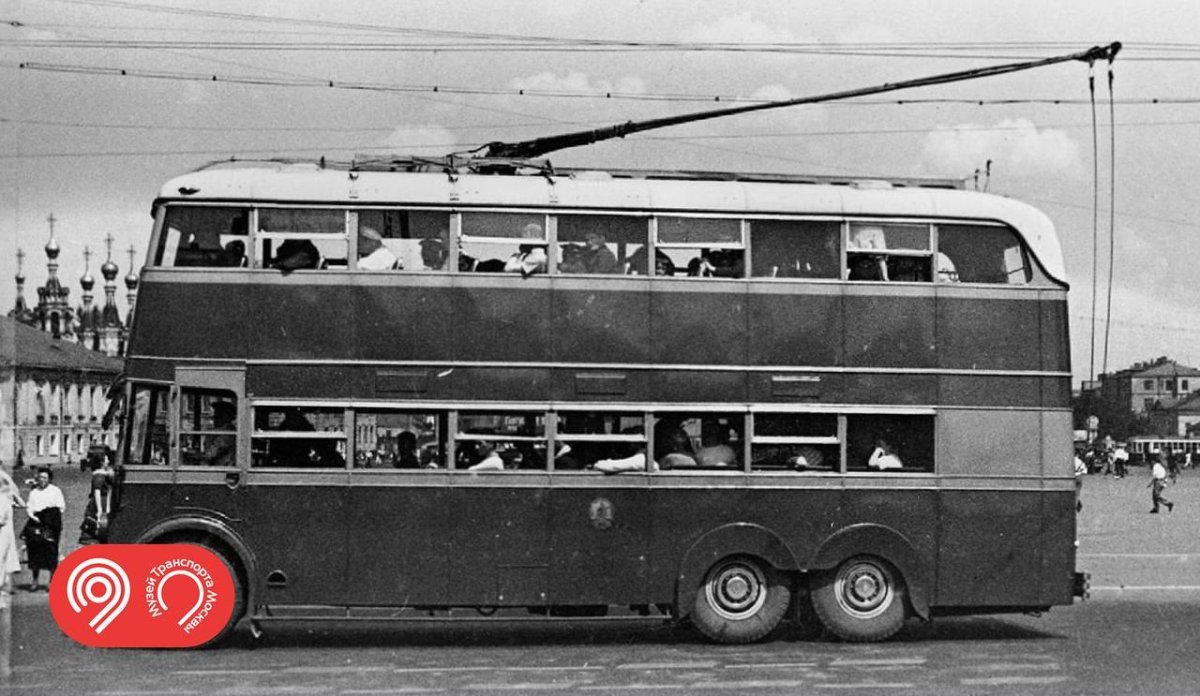 ЯТБ-3 троллейбус