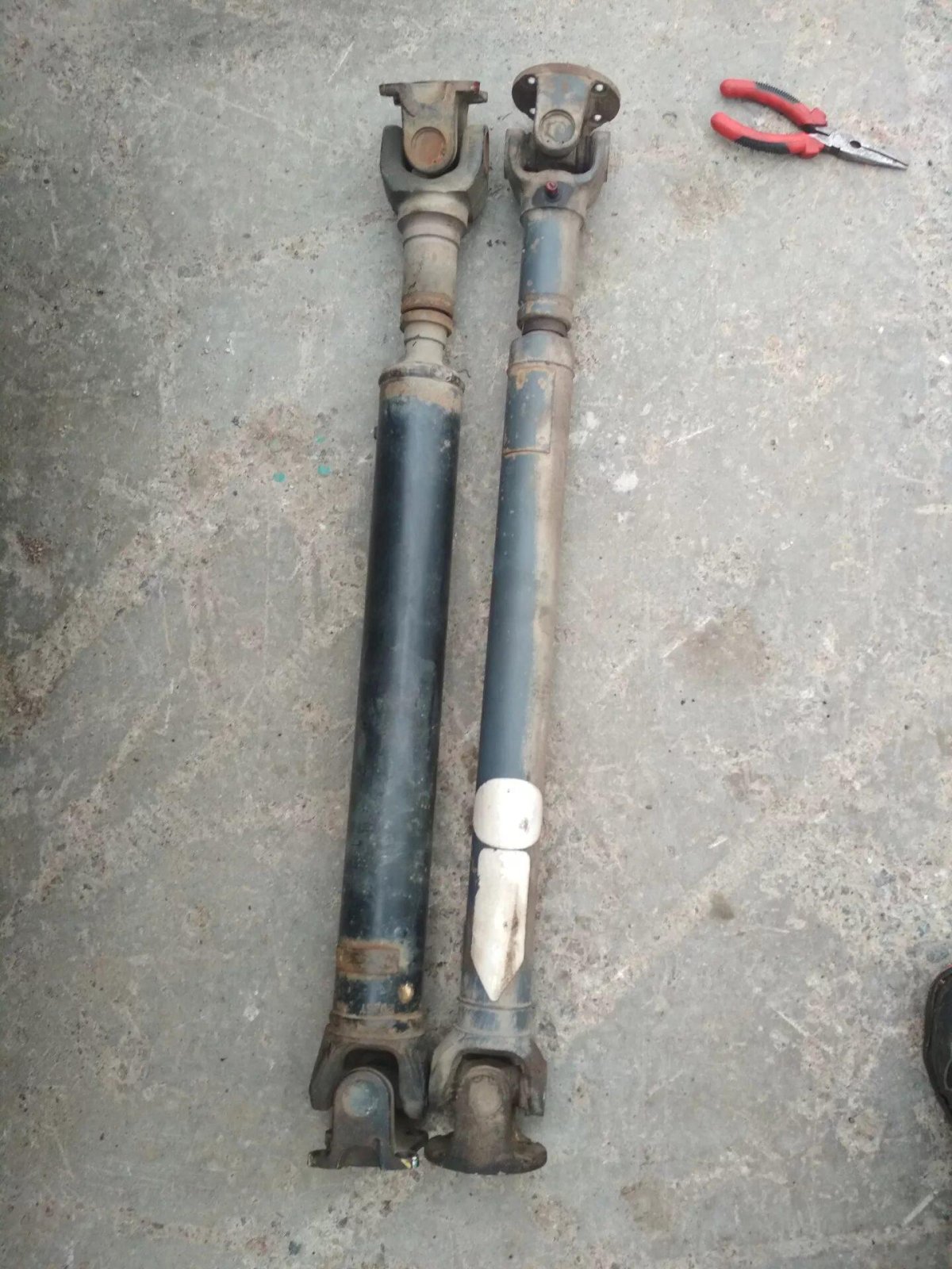 R51 Pathfinder передний кардан