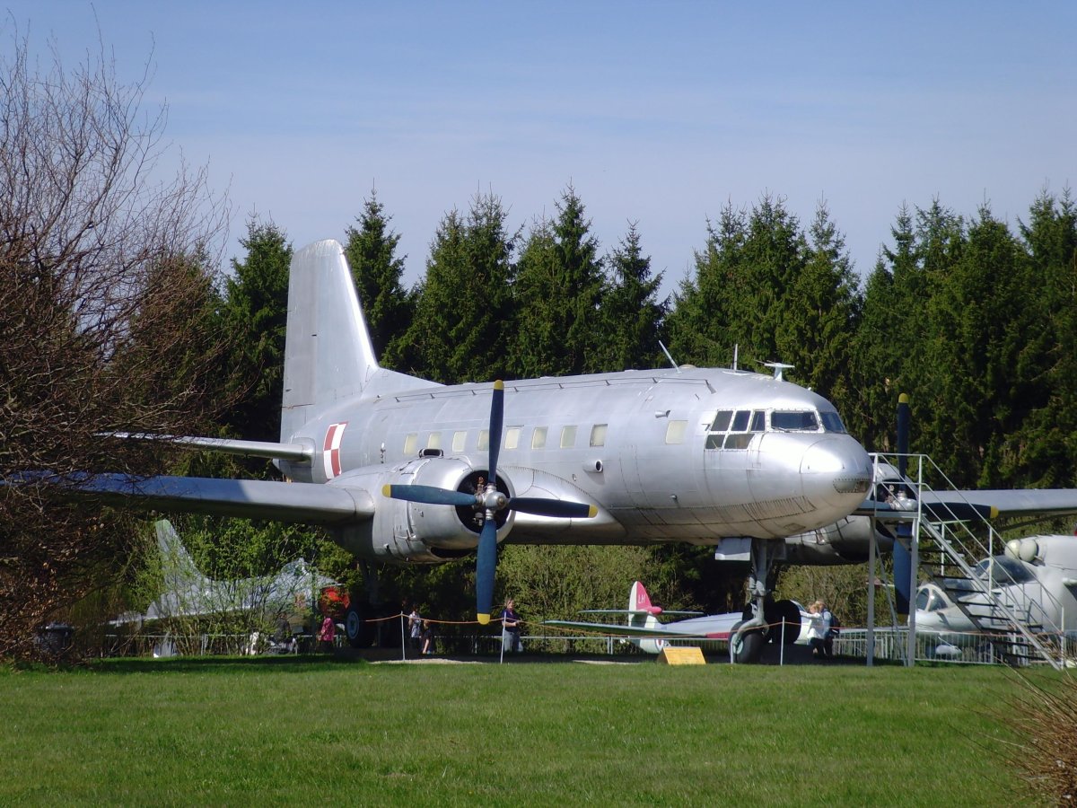 Ил 14