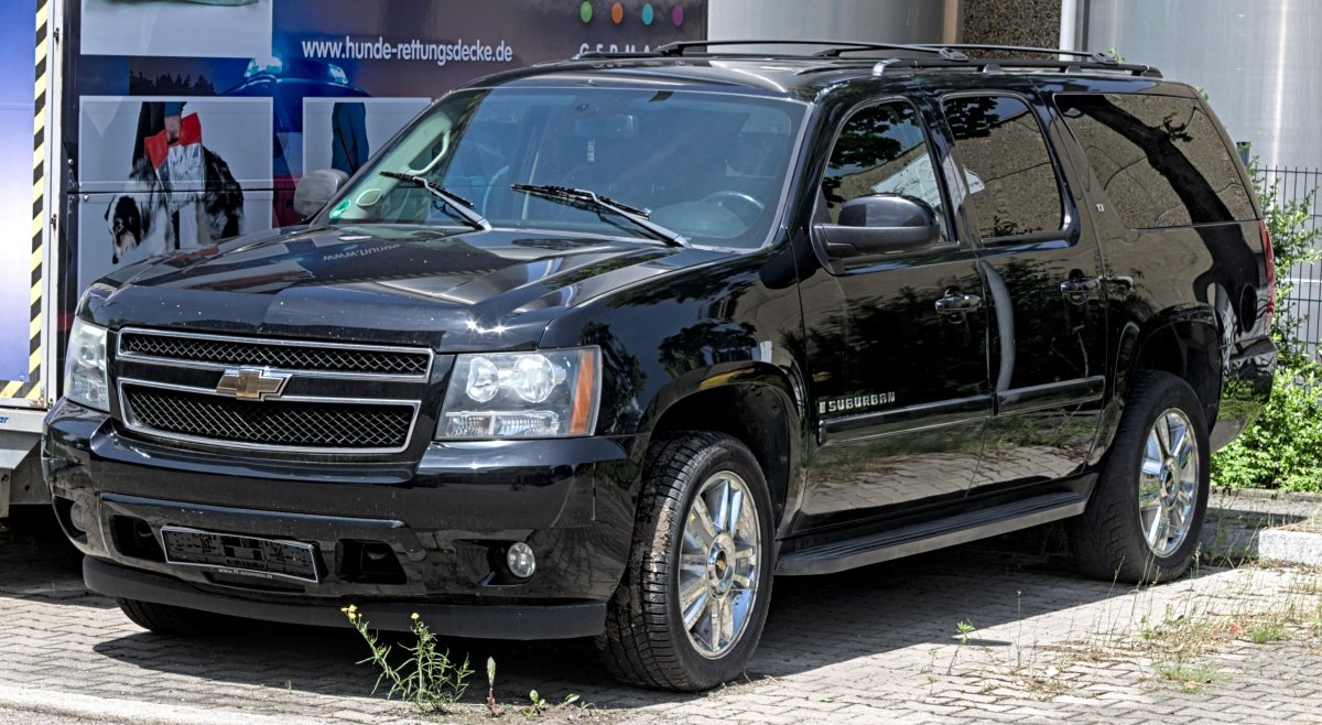 Chevrolet Suburban gmt931