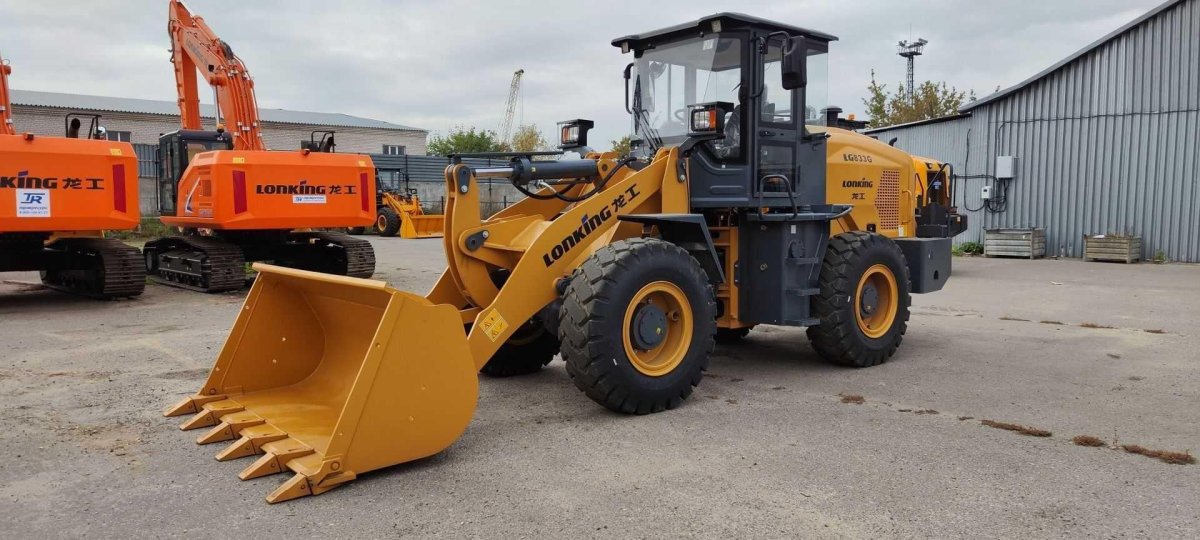 Фронтальный погрузчик CDM 932