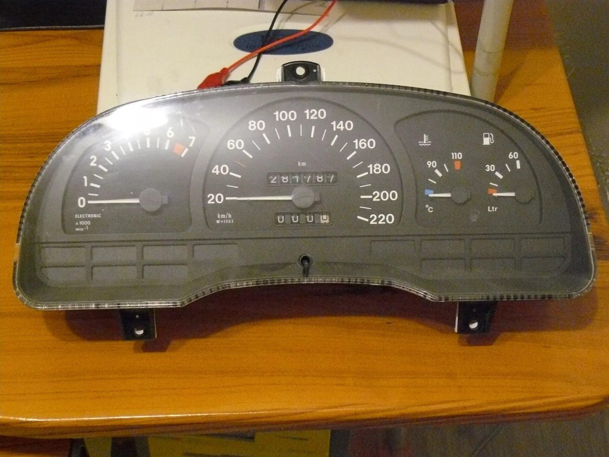 Приборка Опель Вектра а